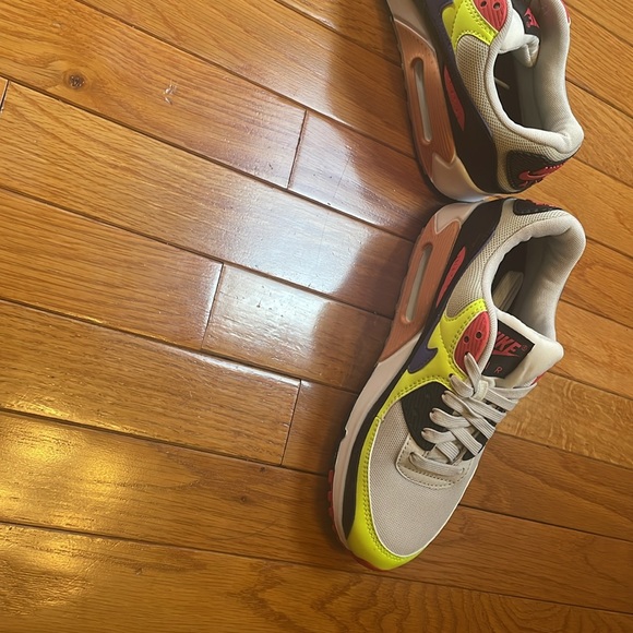 New! Nike Air Max 90 multi color shoe - Picture 2 of 5